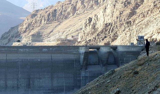 İran'da kuraklıkla mücadele kapsamında yapay yağmur hazırlığı