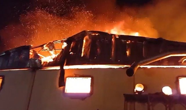 Isparta'da bir kereste fabrikası tamamen yanarak kül oldu