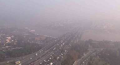 İstanbul'da etkili olan sis havadan görüntülendi