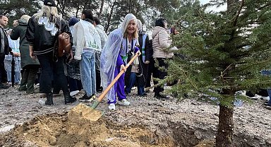 İzmir'de 115 bin fidan toprakla buluştu