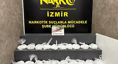 İzmir'de zehir tacirlerine çifte darbe