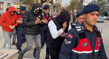 Jandarmanın operasyonla yakaladığı 3 tefeci tutuklandı