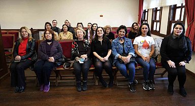 Kadınlar şiddetin türlerini Osmangazi'de öğrendi