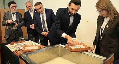 Kağıtta açan çiçekler sergisi SEKA'da açıldı