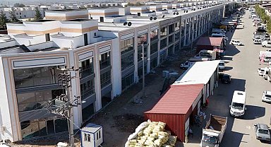 Kahramanmaraş ticaretinin kalbi yeniden atacak:Toptancılar Sitesi'nde yeni bloklar hızla yükseliyor