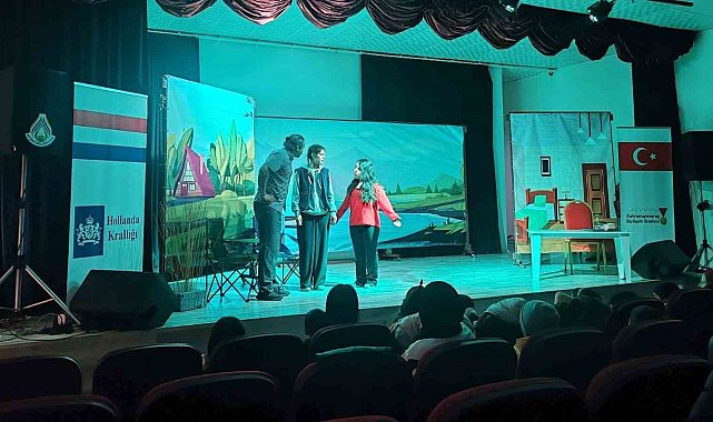 Kahramanmaraş'ta miniklere özel tiyatro