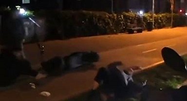 Kaldırımda bir vatandaşa elektrikli scooter çarptı