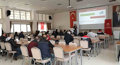 Kamu personeli, kadına yönelik şiddetle ilgili bilgilendirildi