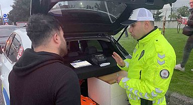Kapaklı'da emniyet şeridini ihlal edenlere 9 bin lira ceza