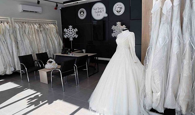 Kar Tanesi Gelinlik Evi ara tatilde mutlu koşuşturmacanın adresi oldu