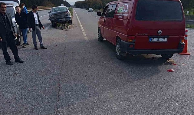 Karacabey'de iki otomobil çarpıştı: 2 yaralı