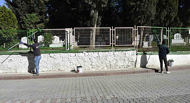Karacabey'de mezarlıklara özenli bakım