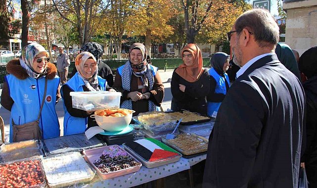 Karaman'da Gazze yararına hayır çarşısı düzenlendi