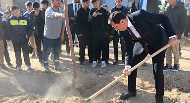 Karatay'da 10 bin 400 metrekarelik alanda fidan dikildi