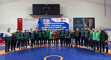 Karataylı yıldız güreşçiler Türkiye ikinciliğini Konya'ya getirdi