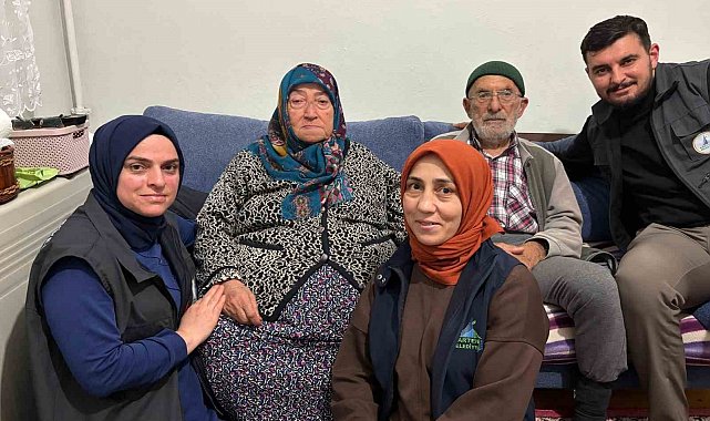 Kartepe'de yaşlılara 724 kesintisiz sağlık ve sosyal destek
