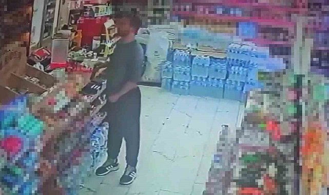 Kasada duran cep telefonunu çaldı