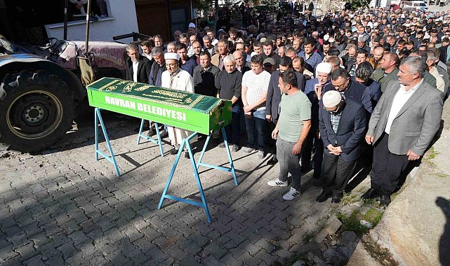 Kastamonu'da kayıp diye aranırken ölü bulunan imam hatip, Balıkesir'de toprağa verildi
