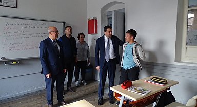 Kaymakam Evilece'den okul ziyaretleri