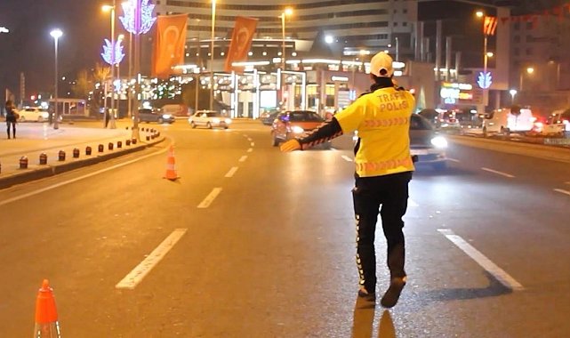 Kayseri'de 702 personelle eş zamanlı uygulama: 52 aranan şahıs yakalandı