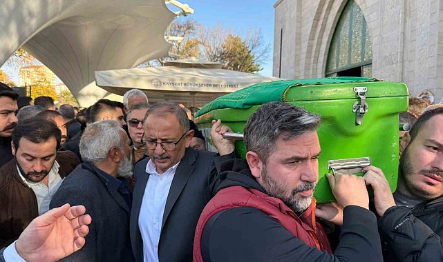 Kayseri'nin tanınan siması Şeref Yaroğlu toprağa verildi