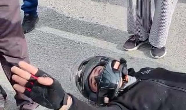 Kazada yaralandı, çarpıştığı aracın sürücüsü ve çocuğunun korktuğunu görünce kendi acısını bir kenara attı