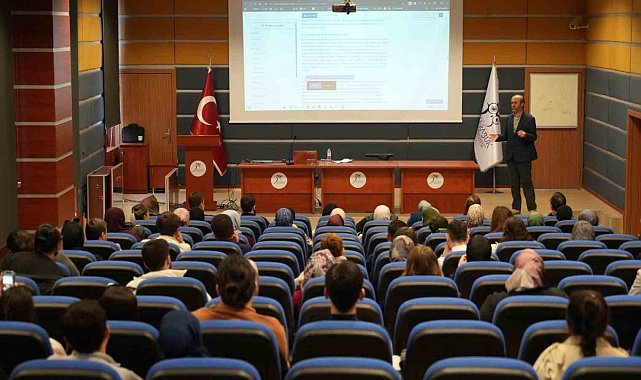 KBÜ'de tez yazım sürecine yönelik atölye çalışmaları sürüyor