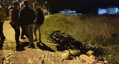 Keşan'da otomobil ile çarpışan motosiklet sürücüsü ağır yaralandı