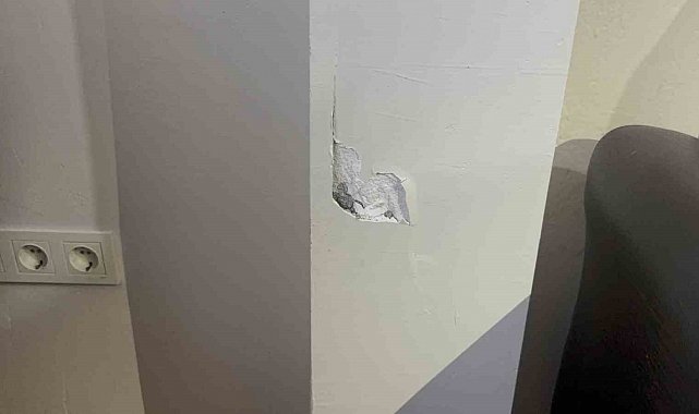 Kocaeli'de kolonları çatlayan bir bina daha boşaltıldı