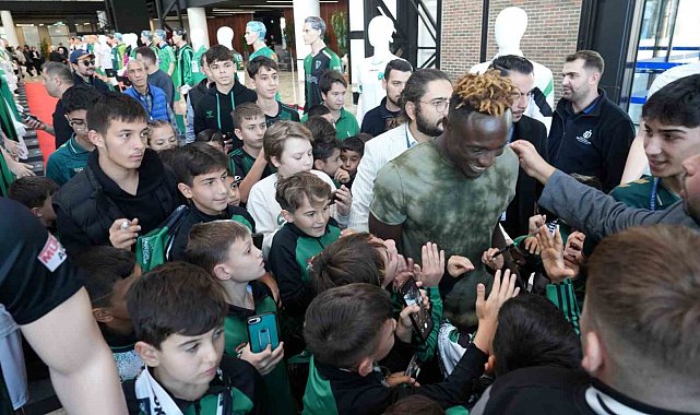 Kocaelispor'un yıldızı Dan Agyei'ye sevgi seli