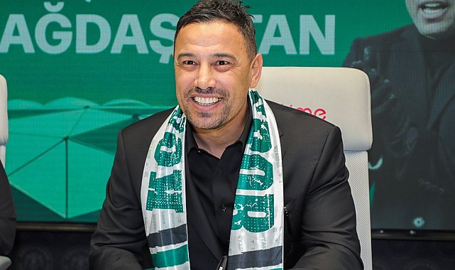 Konyaspor, Çağdaş Atan ile 1,5 yıllık sözleşme imzaladı