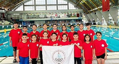 Körfezli yüzücüler Sakarya'da şampiyon oldu