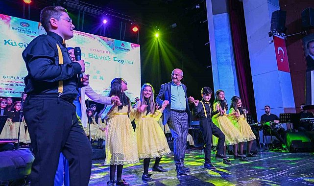 Küçük kalplerden büyük ezgiler