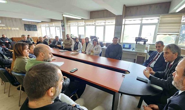 Kütahya İl Millî Eğitim Müdürü Yılmaz öğretmenlerle buluştu