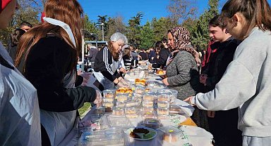 Kütahya Kılıçarslan Anadolu Lisesi'nden Gazze'ye destek