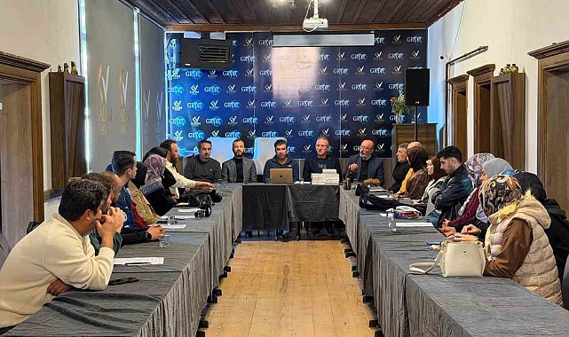 Kütahya'da 15 öğrenciye tablet desteği