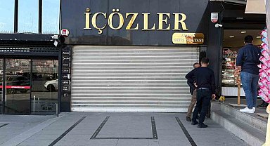 Kuyumcudaki vitrin asansörünün altında kalan işçi hayatını kaybetti