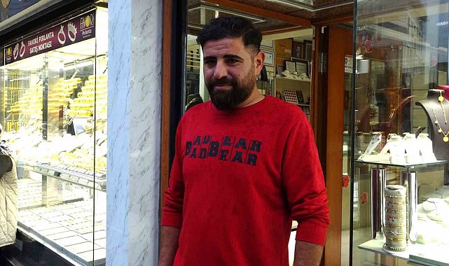 Kuyumcunun yanlışlıkla fazladan yaptığı ödemeyi iade etti