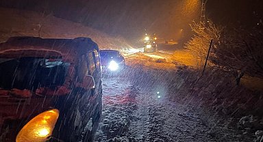 Malatya'da kar yağışı ulaşımı olumsuz etkiledi