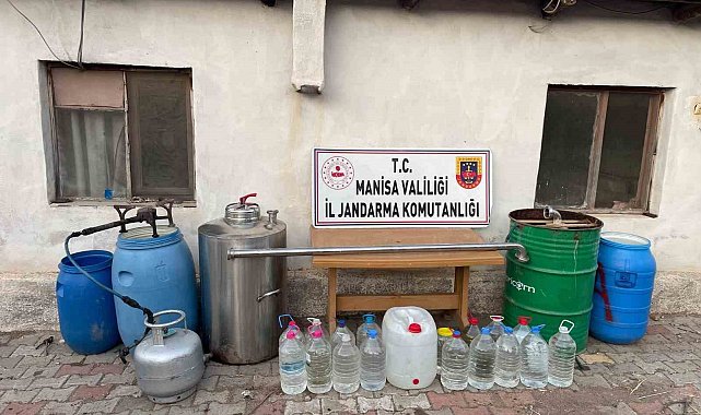 Manisa'da 112 litre sahte içki ele geçirildi