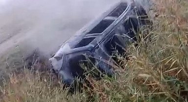 Manisa'da takla atan otomobil alev aldı: Sürücü yara almadan kurtuldu