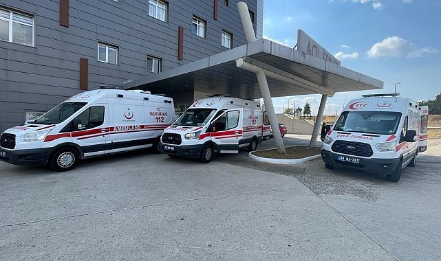 Mantardan zehirlenen 5 kişi hastanelik oldu