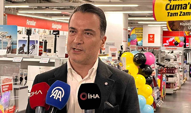 MediaMarkt, 'Rengârenk Şahane Cuma'yı başlattı
