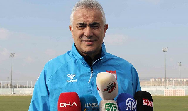 Mehmet Altıparmak: "Sivasspor'un hedefi şampiyonluktur"