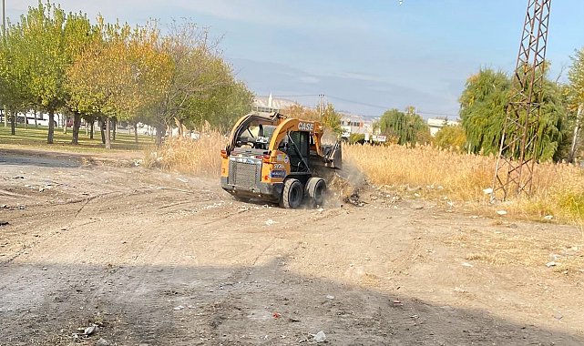 Melikgazi'nin temizlik ordusu mahalleleri pırıl pırıl yapıyor