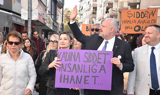Menemen, kadına şiddete karşı tek ses oldu