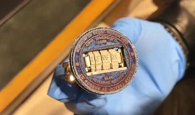 Mersin'de gümrükçülere rüşvet operasyonu: 10 tutuklama