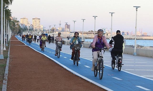 Mersin'de kadınlara ücretsiz bisiklet sürüş eğitimi