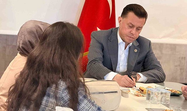 Milletvekili Hatipoğlu, vatandaşlarla bir araya geldi