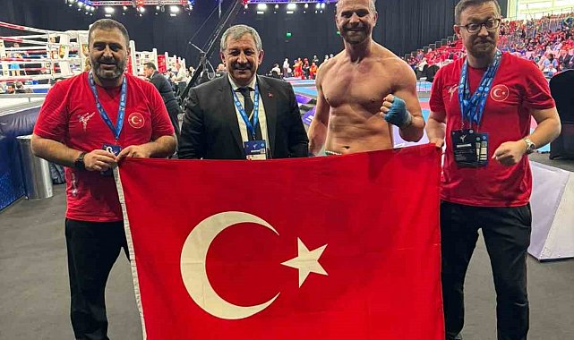 Milli kick boksçu Kadir Yıldırım, dünya şampiyonu oldu